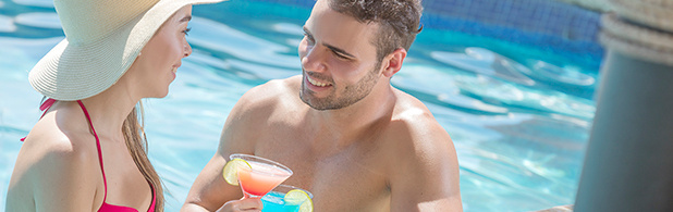 pool-bar-en-tu-viaje-a-ixtapa