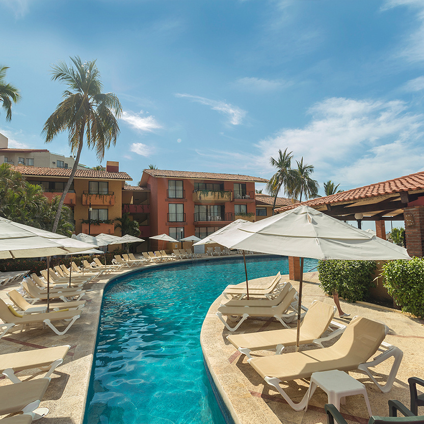 descanse en un hotel en zihuatanejo